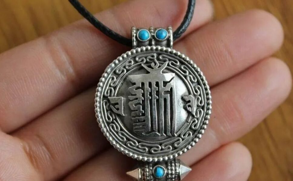 Uğurlar üçün Tibet amulet